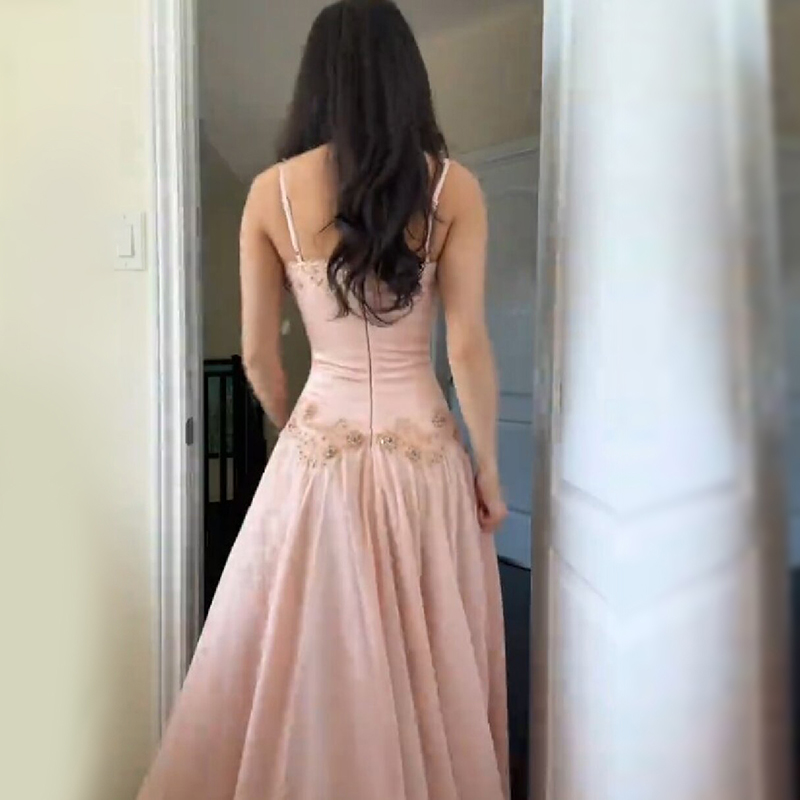Elegantes V-Ausschnitt Rosa Tr – Female Formal Wear Bewertung und Preis